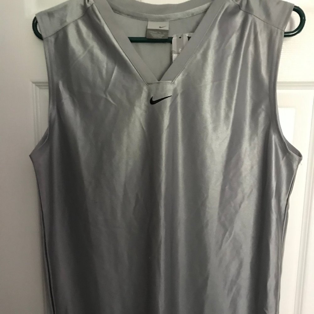 Nike Basketball Shirt